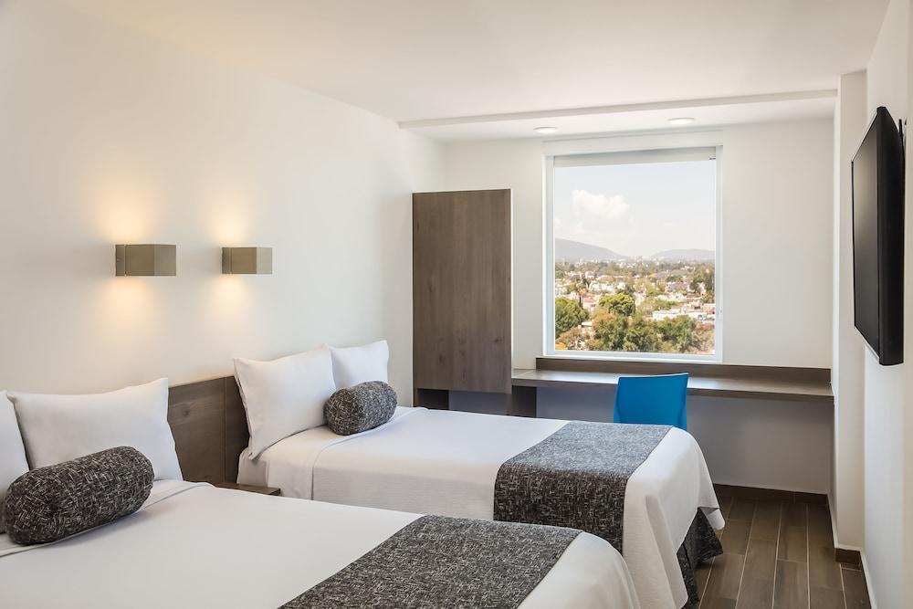 Sleep Inn Leon Antares Esterno foto