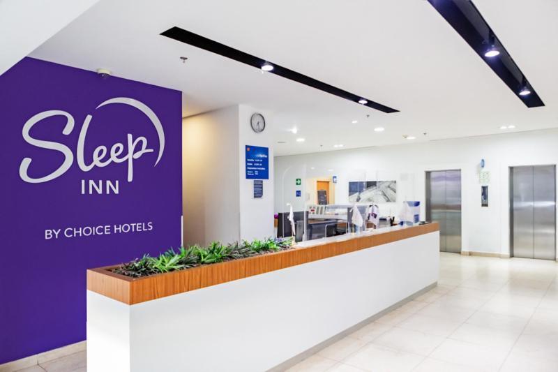 Sleep Inn Leon Antares Esterno foto