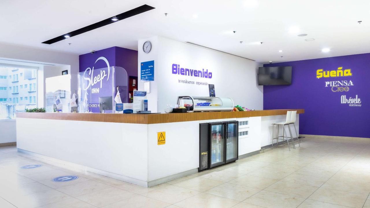 Sleep Inn Leon Antares Esterno foto