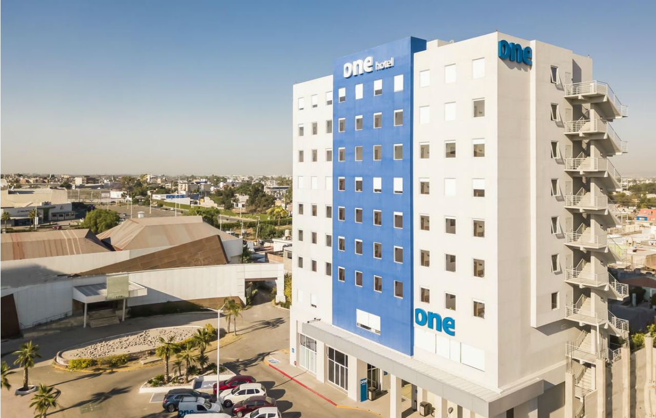 Sleep Inn Leon Antares Esterno foto